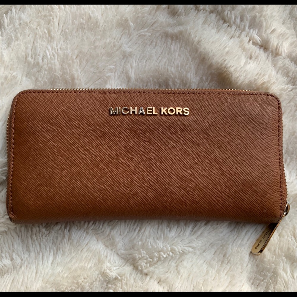 Michael Kors Wallet!